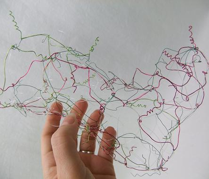 Messy wire lace