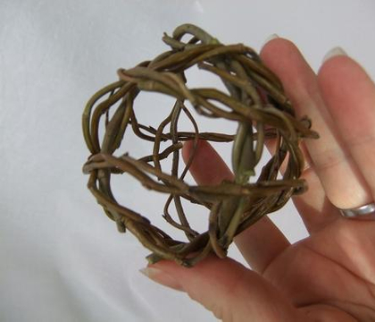 Weaving Willow spheres