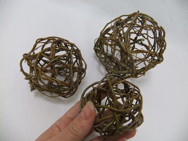 Three willow spheres done and ready to design with