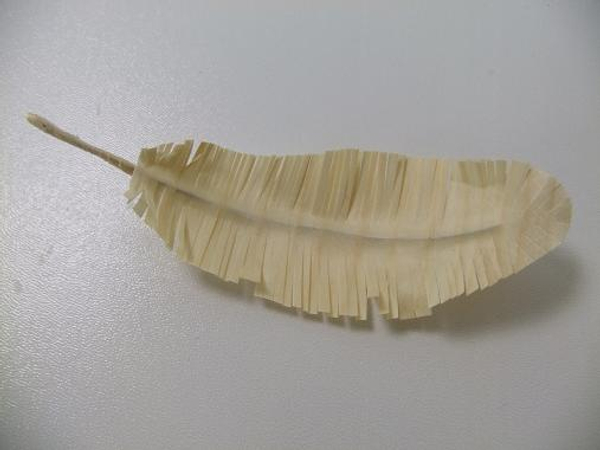 Kyogi paper feather. Kyogi paper feather.