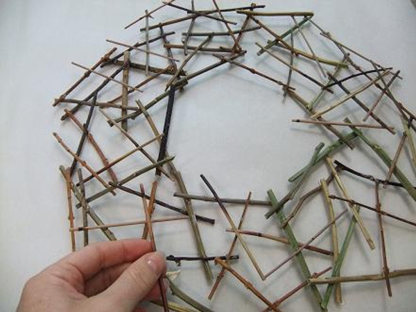 Add a few extra twigs to fill in any gaps and to add bulk.jpg