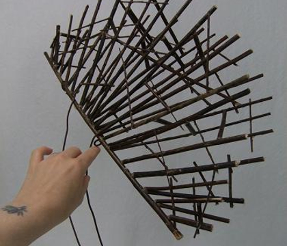 Taco-shaped twig armature