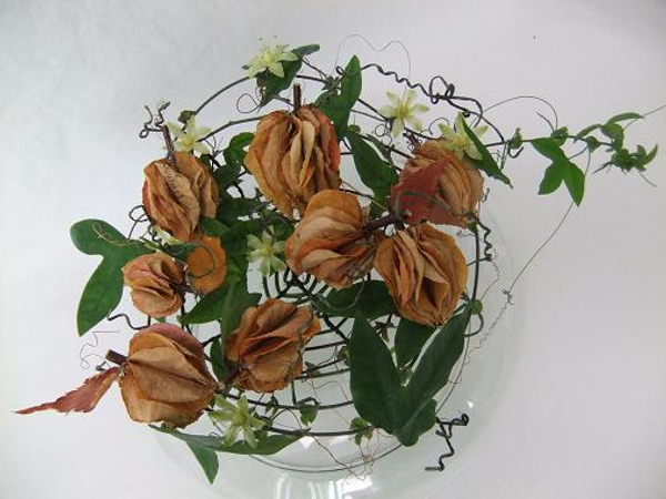 Growing Gratitude floral art design.