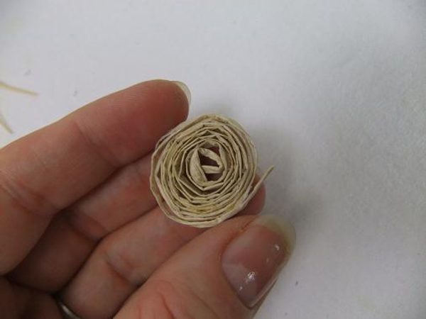 Raffia coil.