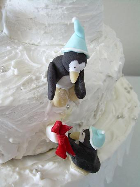 Snow white frosting.