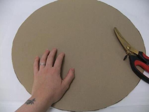 Cut a large cardboard circle