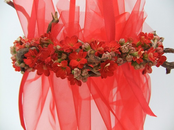 Red Kalanchoe flower girl net basket