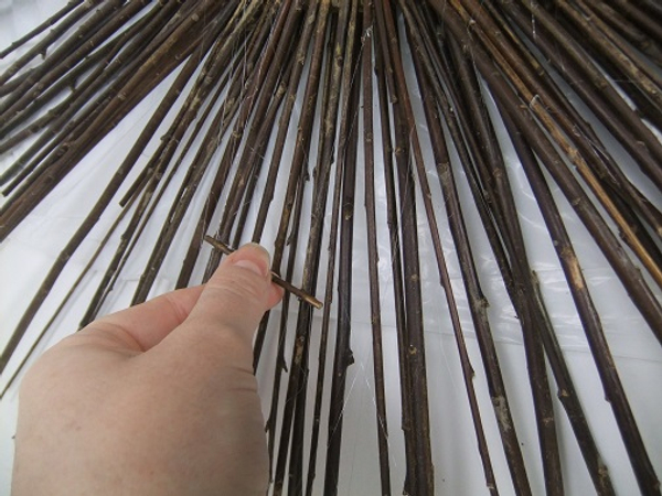 Glue in diagonal twigs to give the armature strength 