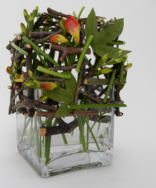 Freesia twig cube