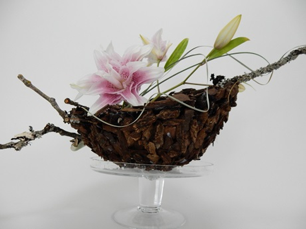 Bark Bowl and lily Centrepiece Design