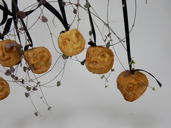 Shrunken apple heads