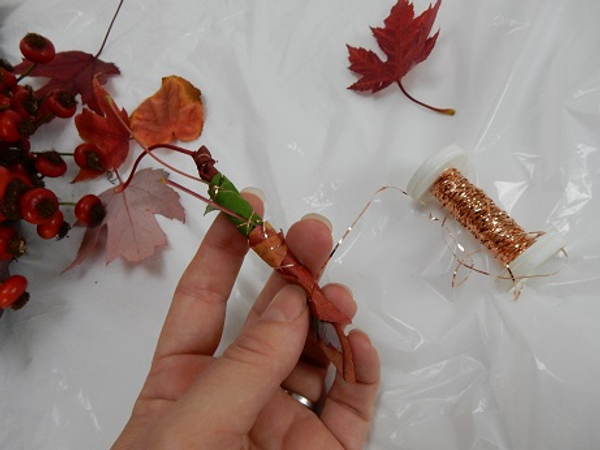 Start to wrap the leaves with wire