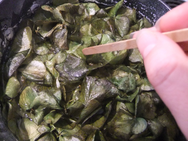 Gently simmer the petal soup for an hour and a half to two hours. Gently simmer the petal soup for an hour and a half to two hours.