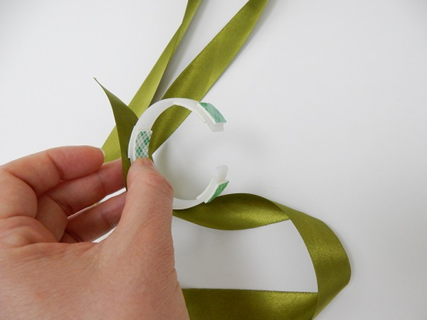 Open the middle outside tape and secure ribbon