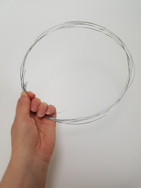 Shape the wire in a circle