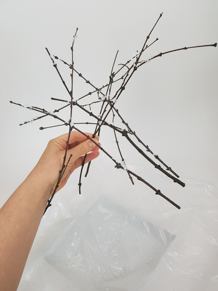 Lift the armature from the plastic
