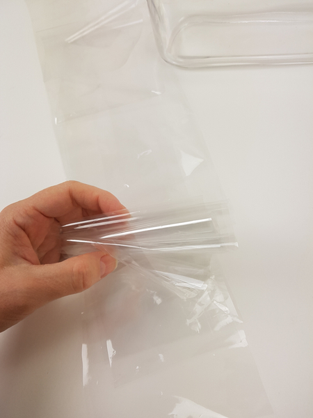 Fold the cellophane into a zig-zag shape.