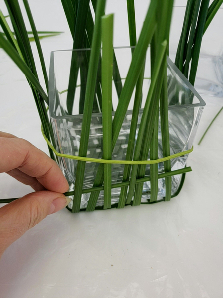 Weave in a horizontal blade of grass Weave in a horizontal blade of grass