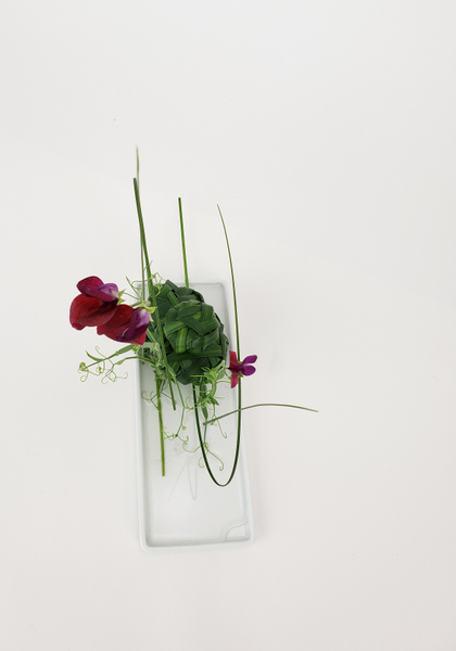 Stacking rocks as a flower design mechanic