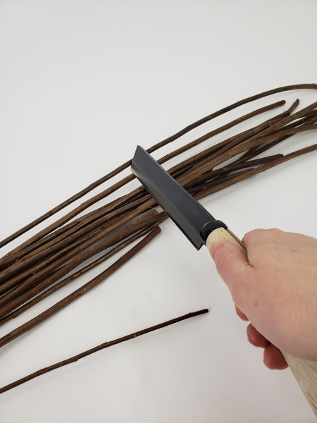 Cut a generous bundle of straight twigs