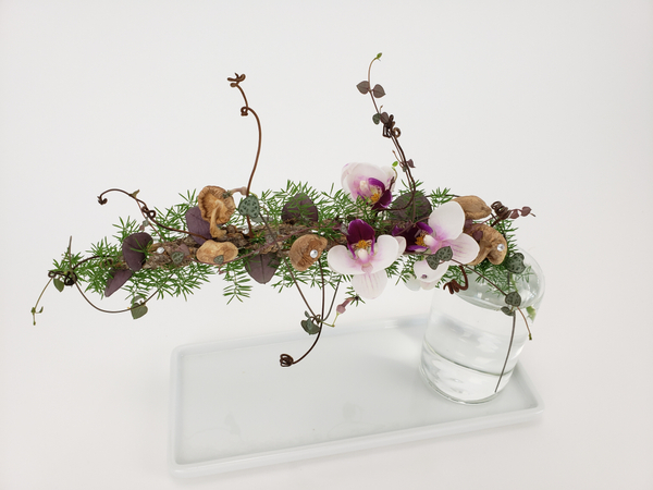 Woodland floral design without floral foam