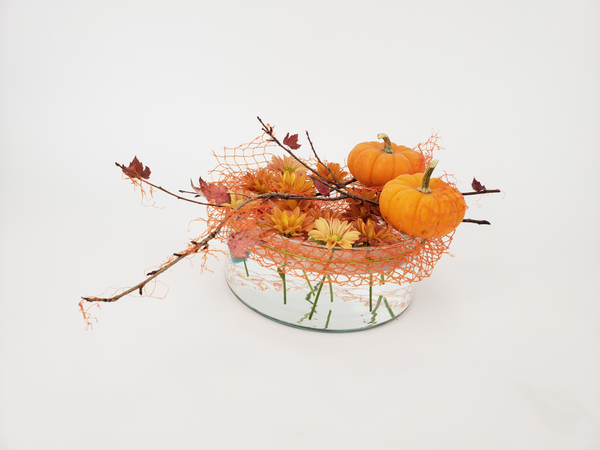 Original autumn floral styling ideas for environmentally aware designers