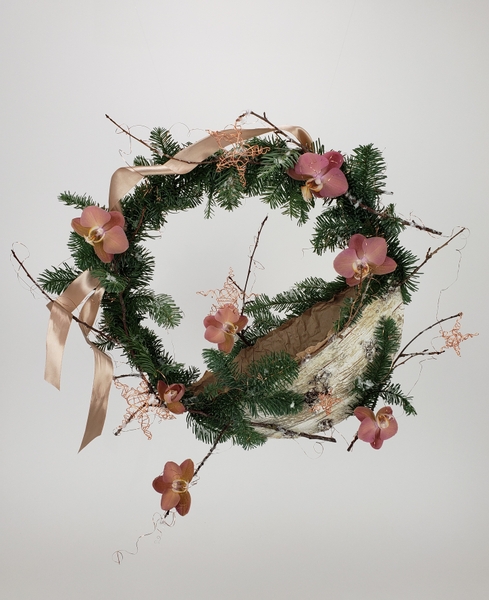 Santa's gift bag wreath design by Christne de Beer