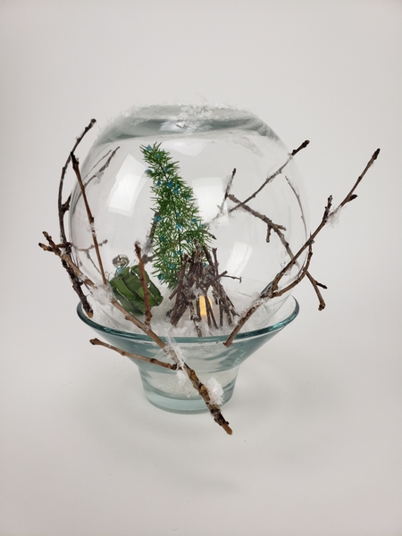 Snow globe floral design by Christine de Beer Snow globe floral design by Christine de Beer