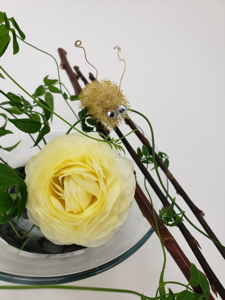 Sustainable Spring floral design using minimal flowers