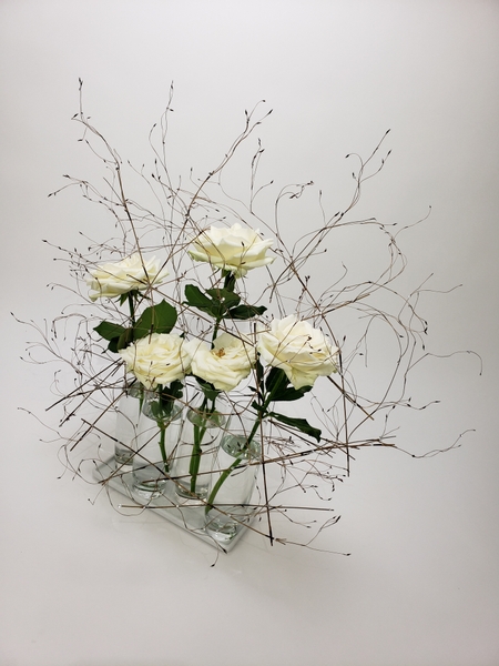 Creative and unusual arranging ideas using roses