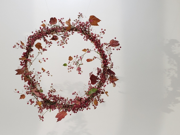 Lost lasting and sustainable wreath you can make yourself