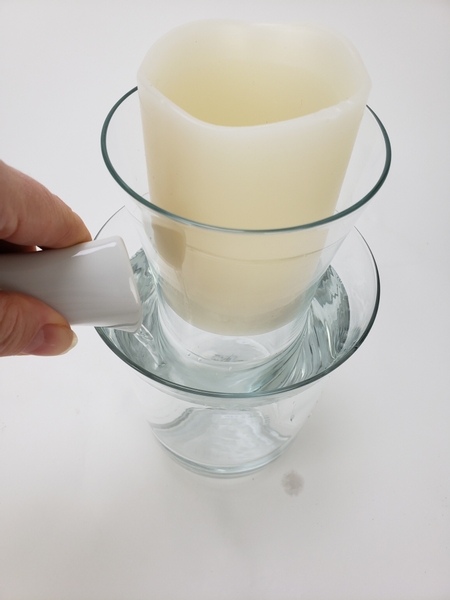 Pour water in the other container