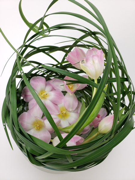 Tulip nest tutorial for spring flower designs
