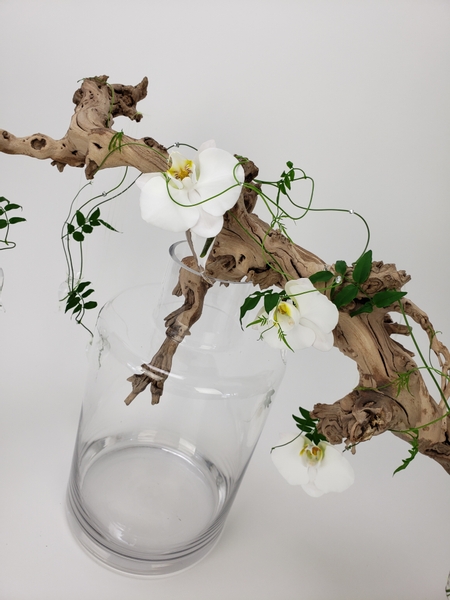 Sustainable and zero waste flower arranging for a longer lasting display