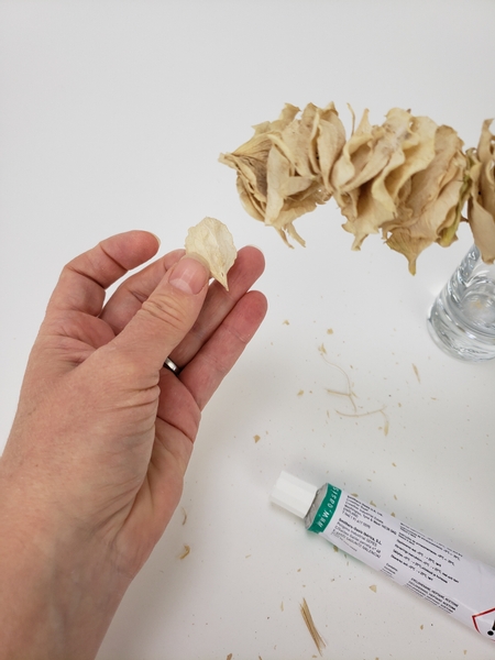 Glue a leaf to either end to hide the wire stopper