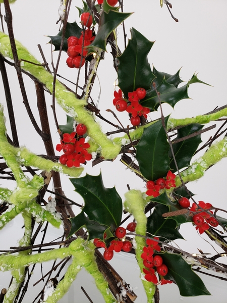 Holly and Kalanchoe snowflake table top design