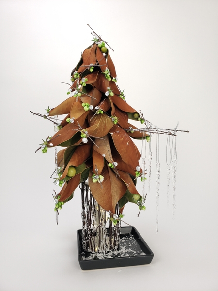 Joyf'ly Christmas tree floral arrangement by Christine de Beer