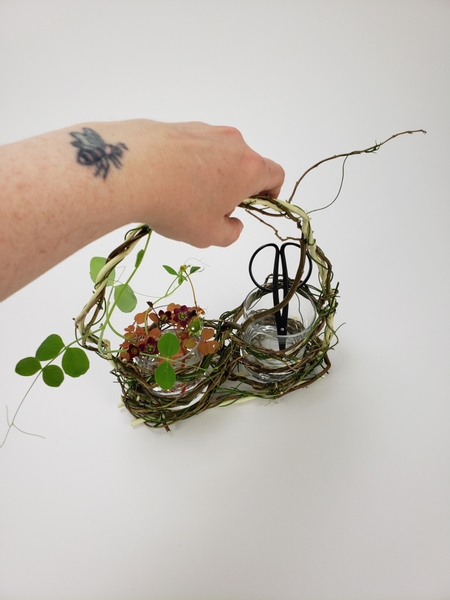 Diy basket making tutorial with willow Diy basket making tutorial with willow