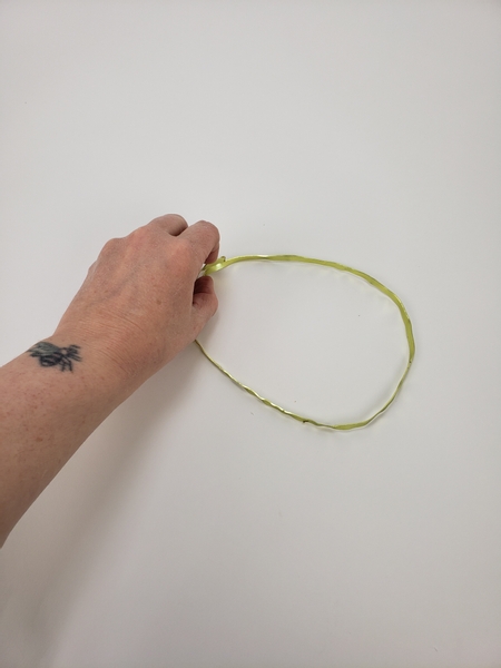 Shape your wire into a large egg