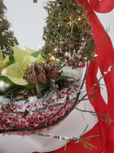 How to make a twig and seed cone reindeer