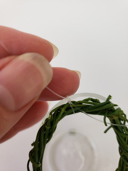 This allows me to position the tiny little wreath right at the edge of the opening of the container