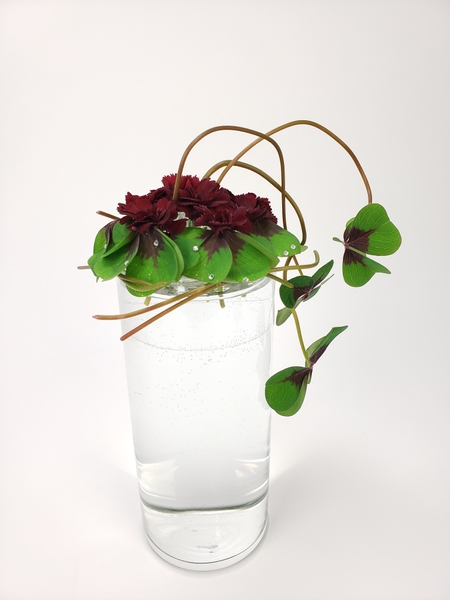 Sustainable floral design display that is waste free