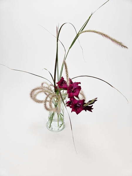 Light and airy flower arrangements that are sustainable and foam free