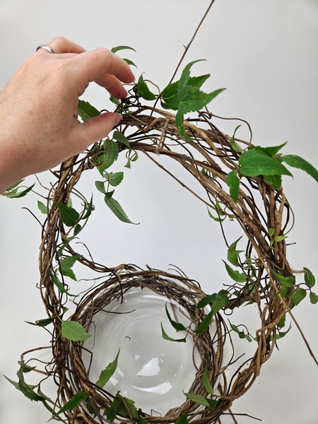 To craft a wildly overgrown harvest basket