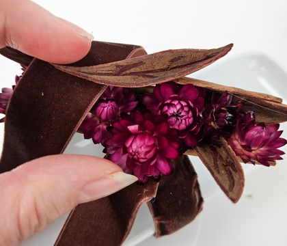 Cinnamon bark base brown velvet wrist corsage